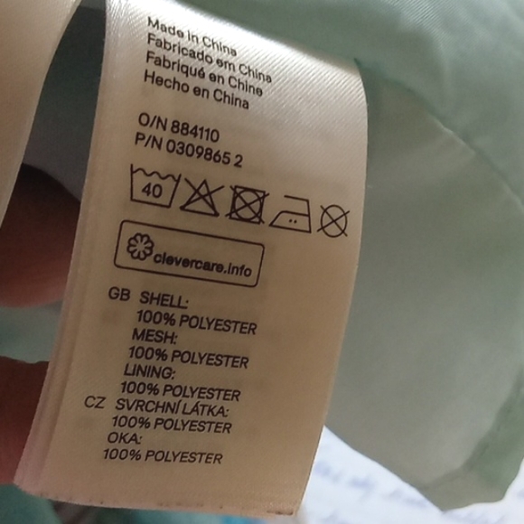 ⭐️ Host Pick ⭐️ H&M Disney | Frozen Theme Pull On Skirt - Picture 6 of 7